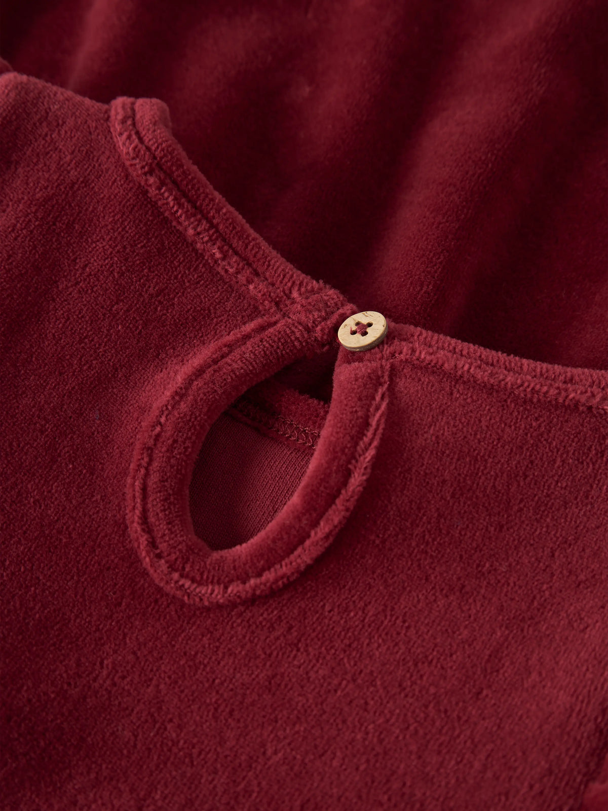 Kleid Saga