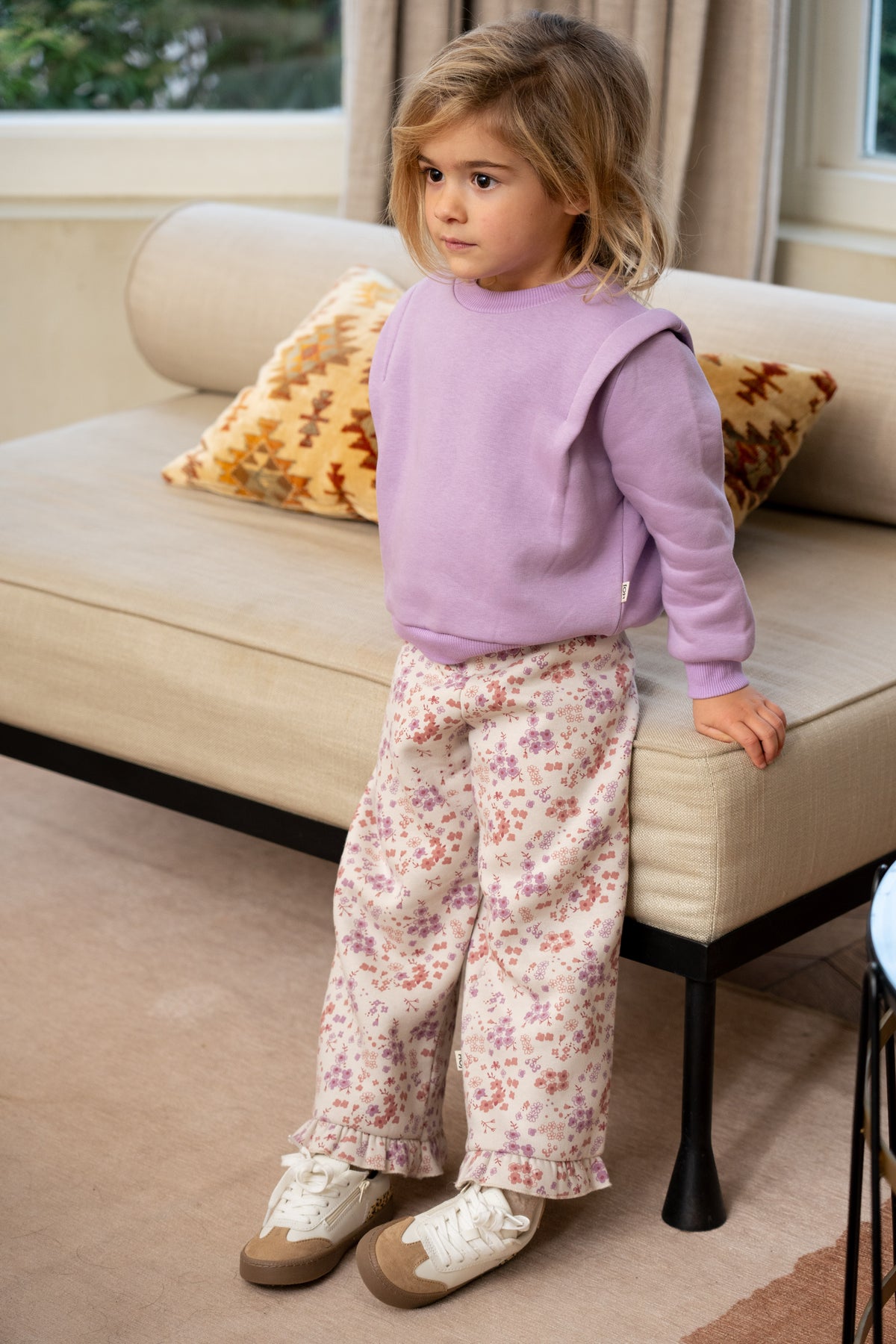 Shoulder Pullover