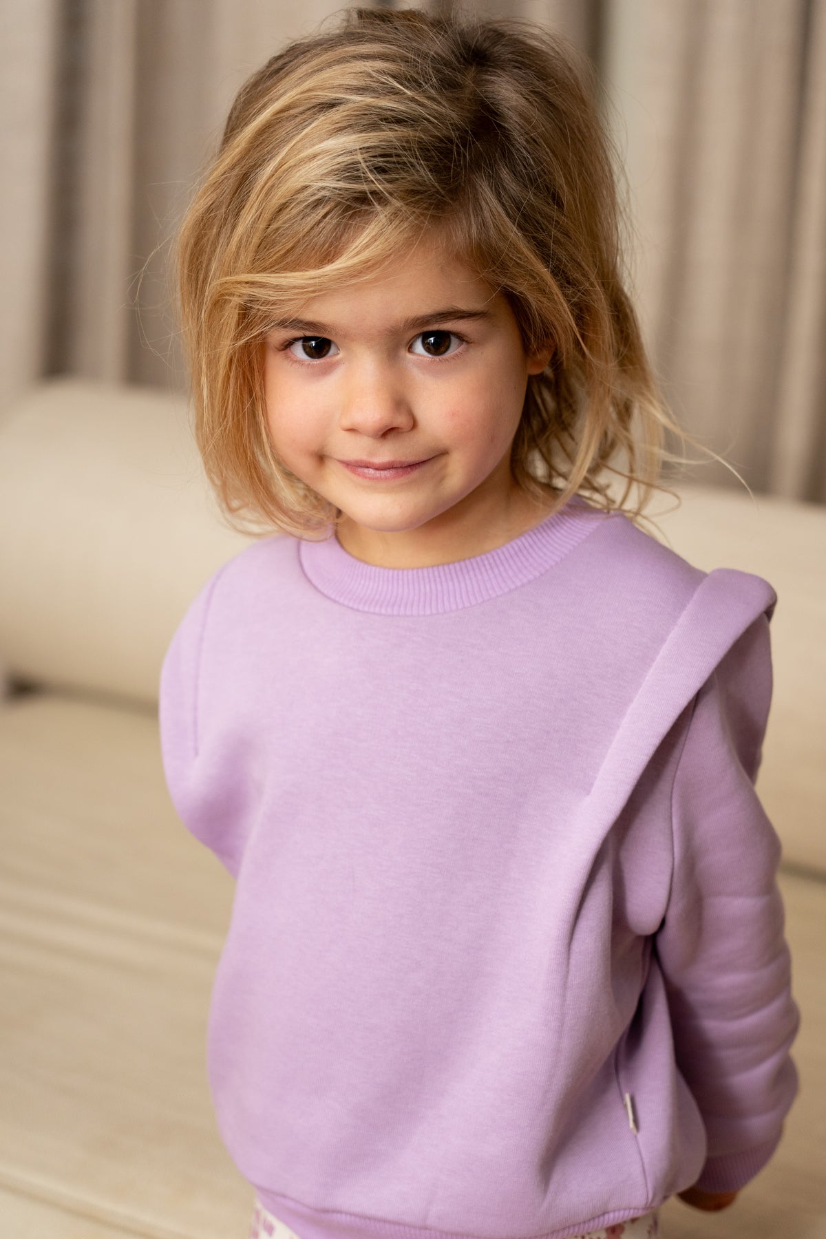 Shoulder Pullover