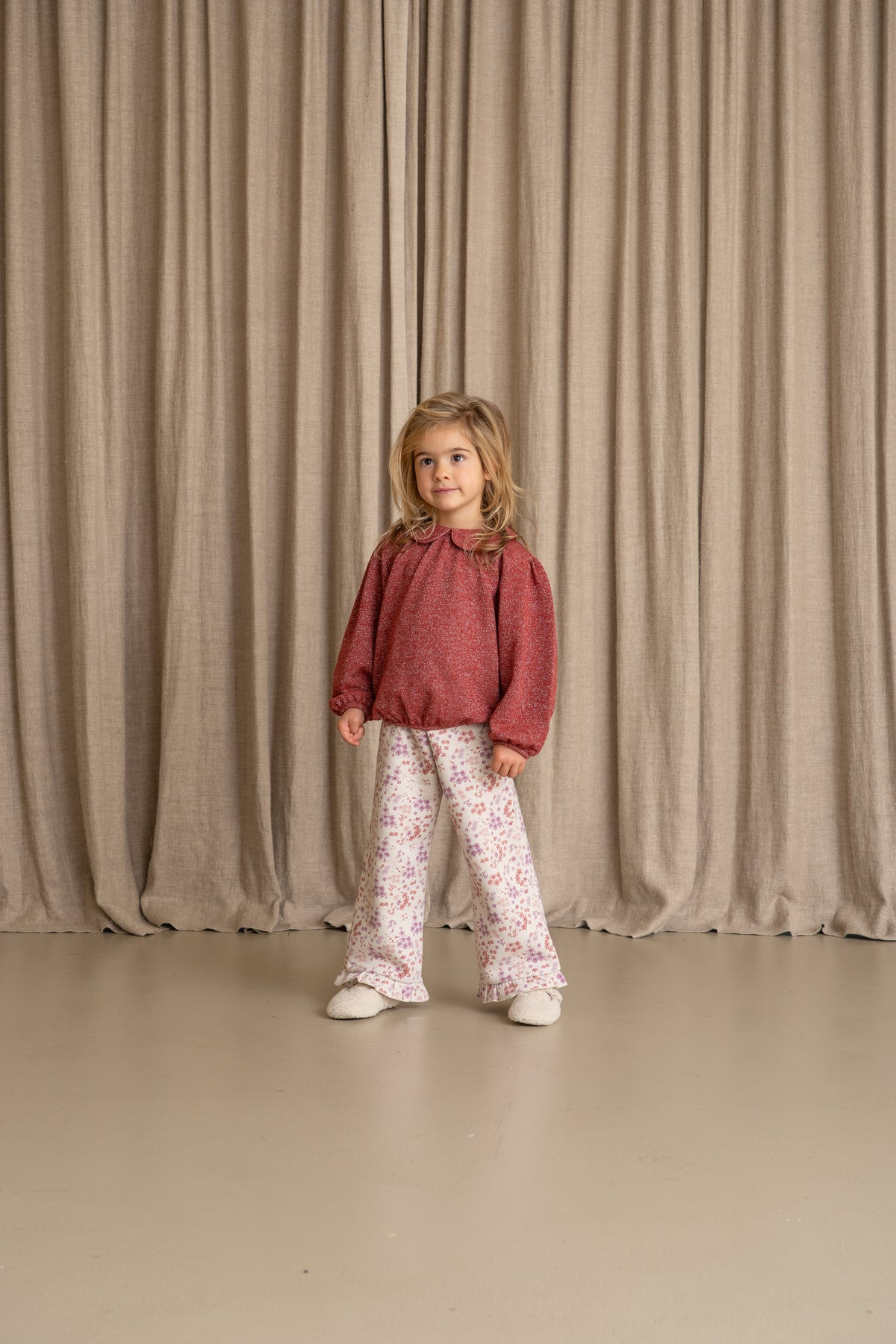 Puff Balloon Collar Pullover