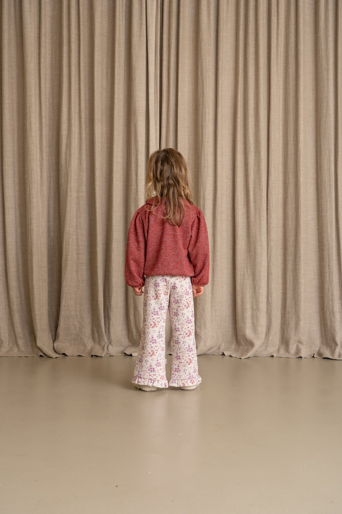 Puff Balloon Collar Pullover