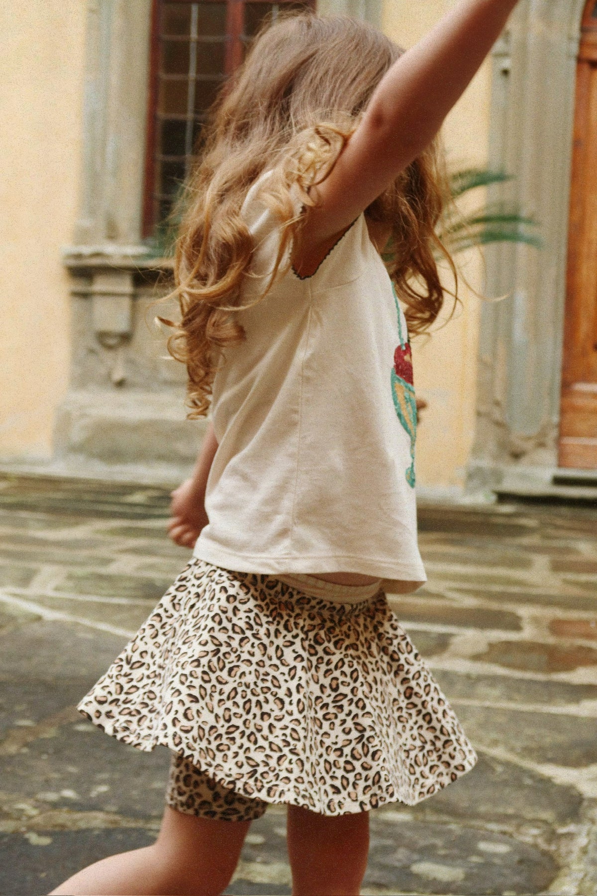 Famo Puff T-Shirt-thumbmail-2