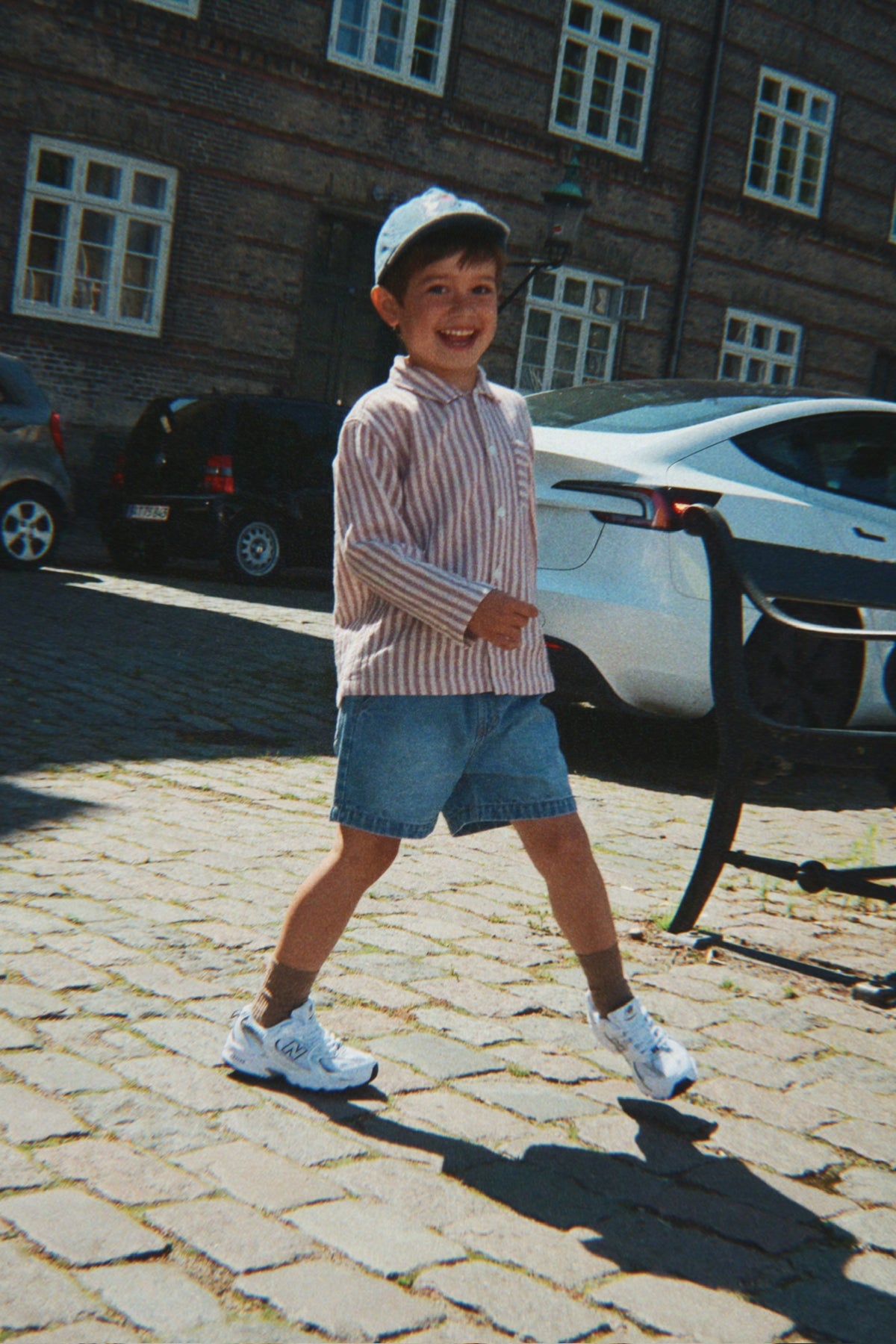 Magot Spijkershort